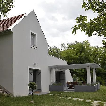 Sárgarigó *